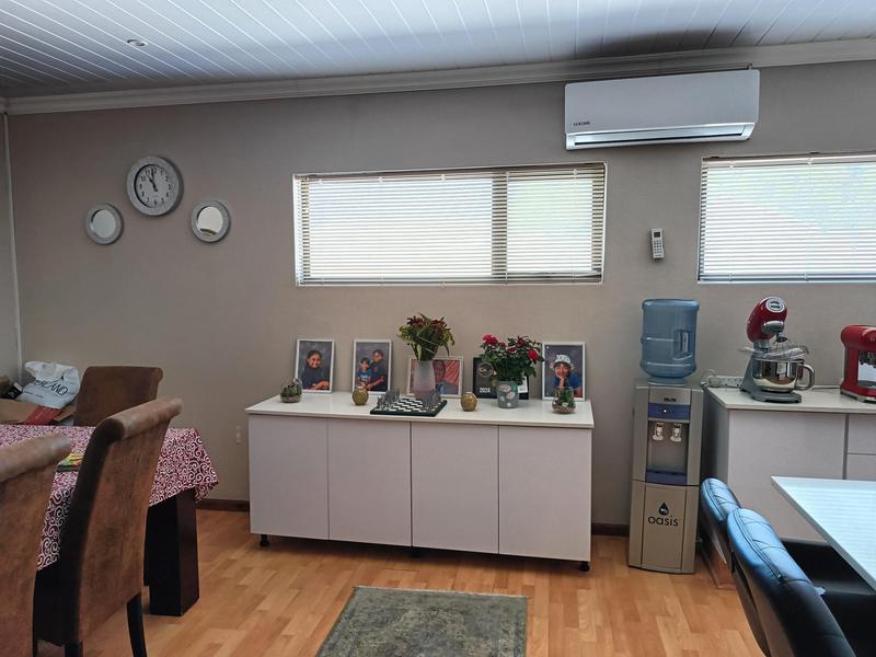 4 Bedroom Property for Sale in Darling Western Cape